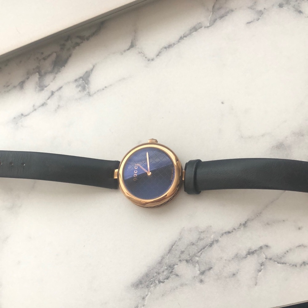 SOLD OUT Gucci Watch. Beautiful, classy, and cheek.